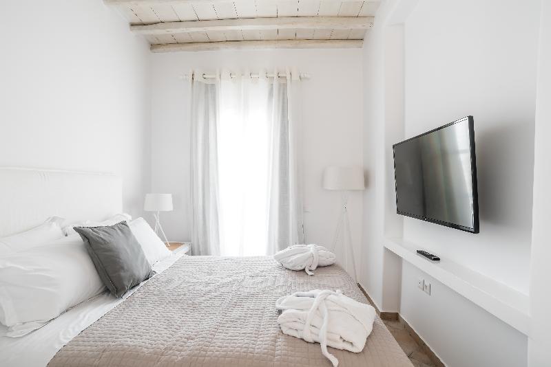 Capo Di Mykonos Resort Agios Ioannis Diakoftis ภายนอก รูปภาพ