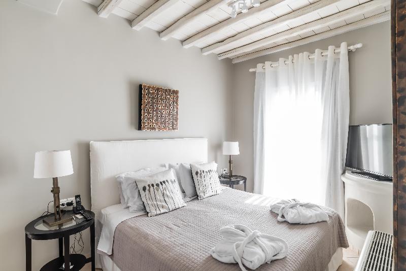 Capo Di Mykonos Resort Agios Ioannis Diakoftis ภายนอก รูปภาพ